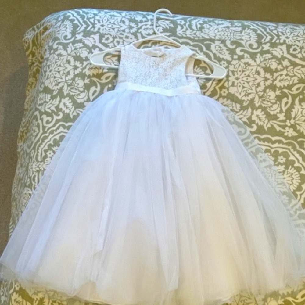 Formal children's dress, flower girl dress, first communion dress